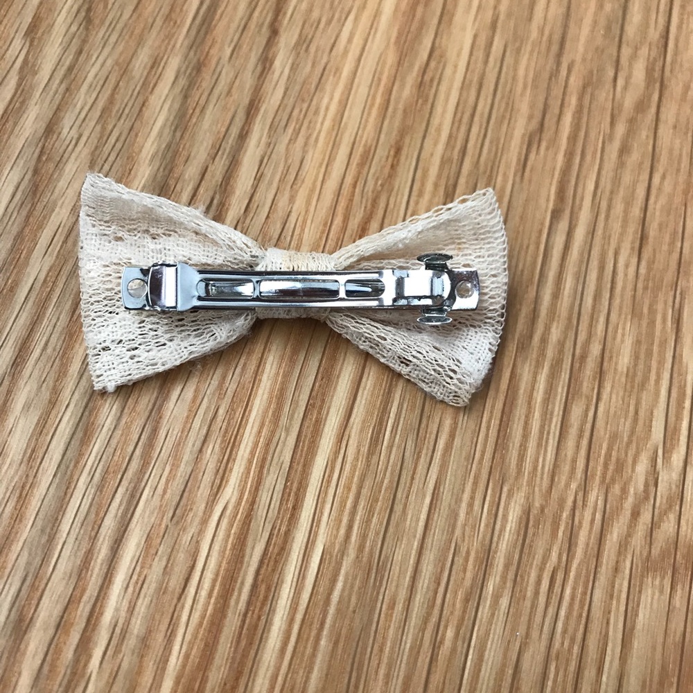 Bows - Picture 7 of 8